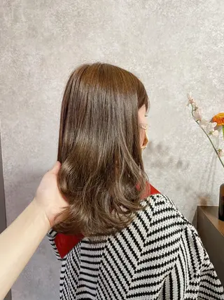 セミロング カラー ヘアアレンジ 🫧ヒシダアキ taboo.i🫧のヘアスタイル