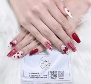 ネイル AKIKO ネイルサロンのネイルデザイン