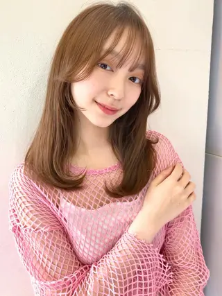 セミロング カラー トレンドヘア🌿 chinariのヘアスタイル
