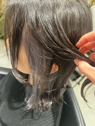 カラー 萩原 一葉のヘアスタイル