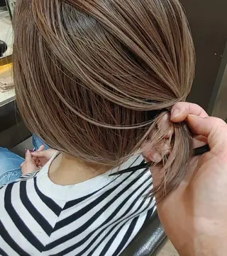 ショート ホリウチ ユキエのヘアスタイル