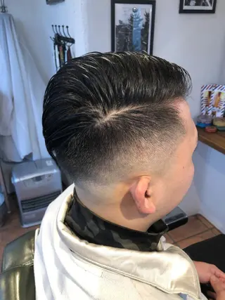 ショート メンズ 冨士川 英樹のヘアスタイル