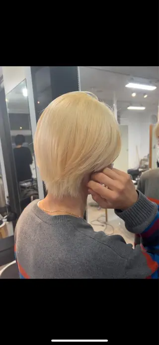 ショート カラー パーマ ヘアアレンジ メンズ キッズ ネイル マツエク・マツパ アイブロウ ショートヘア原宿 fifth コシのヘアスタイル