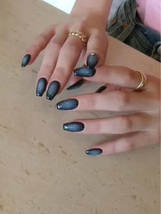 ネイル Ami 🦥のネイルデザイン
