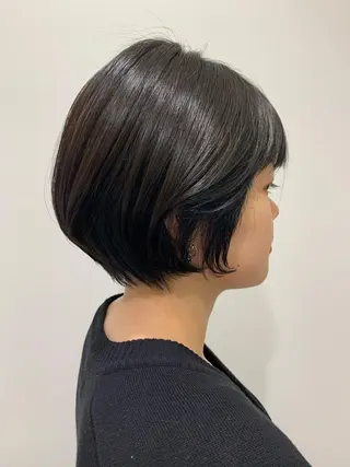 ショート カラー 薄田 珠美のヘアスタイル