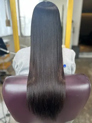 ロング 縮毛矯正／レイヤー／ 🩵mizukiのヘアスタイル