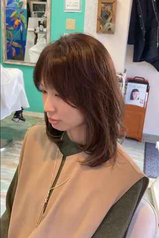 ミディアム 田牧 みゆきのヘアスタイル