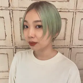 ショート カラー RorriM natsuのヘアスタイル