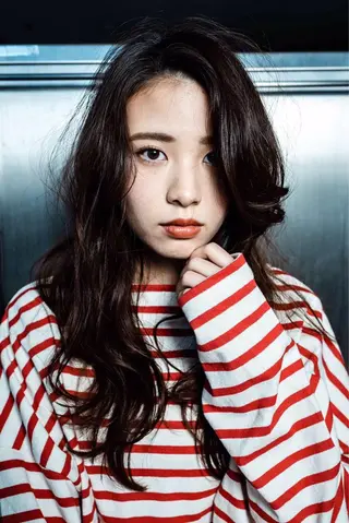 ロング 伊藤 慶太のヘアスタイル