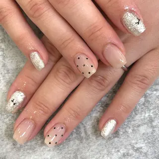 ネイル Platluce. AINAのネイルデザイン