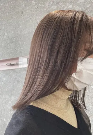ミディアム カラー 山下 千明のヘアスタイル