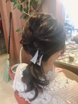 ミディアム 近 沙織のヘアスタイル