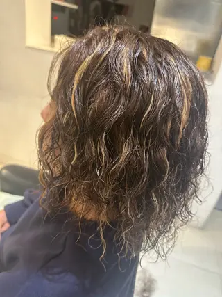 パーマ メンズ 赤津 唯のヘアスタイル