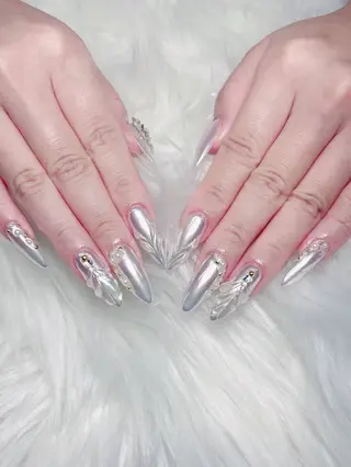 ネイル ENsalon AKIRAのネイルデザイン