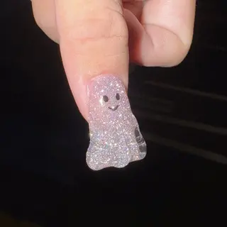 ネイル RIEKO🍒 ワンホン♡推しネイルのネイルデザイン