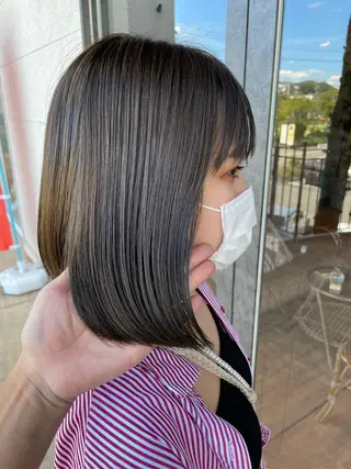 セミロング カラー 鵜飼 真伍のヘアスタイル