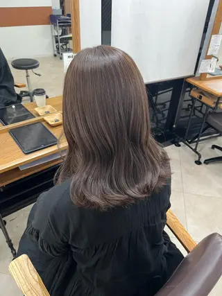 カラー 橋本 萌々香のヘアスタイル