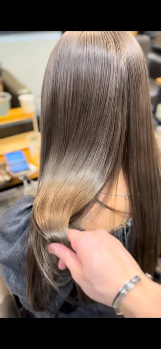 セミロング カラー 🌿earth亀有店 【緑髪のノブ】🌿のヘアスタイル