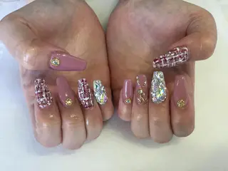 ネイル 💎🐰 saki. m 🐰💎のネイルデザイン