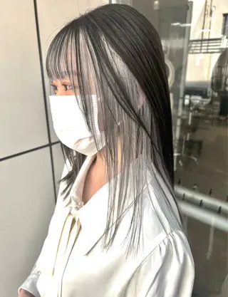 ミディアム カラー 🌈インナーカラー ‘ショウマ’🌈のヘアスタイル