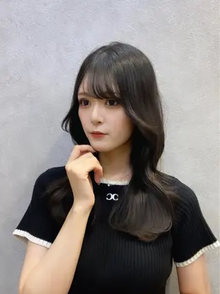 ミディアム カラー ヘアアレンジ 🩷韓国ヘア/ヨシン モリ🩷Maikaのヘアスタイル