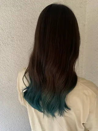 セミロング COLO✨️ 白川綺香のヘアスタイル