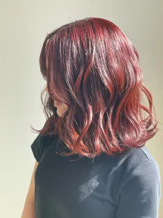 ミディアム カラー ヘアアレンジ 岡本 沙帆のヘアスタイル