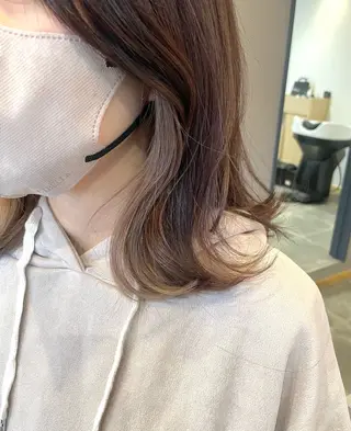 ミディアム カラー 西村 れいのヘアスタイル