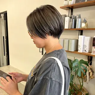 ショート カラー 初めてのショート お任せください✂️のヘアスタイル