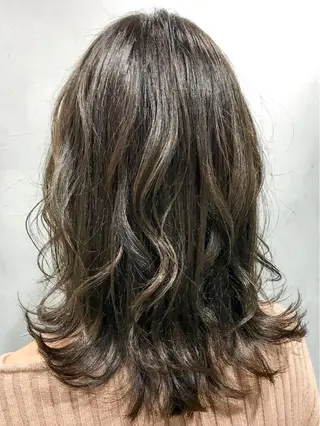 ロング カラー 江畑 匠 新宿三丁目 徒歩30秒⭐️のヘアスタイル