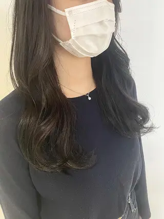 ロング カラー いけだ　ひかり ハイライトくびれヘアのヘアスタイル