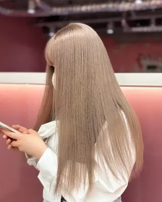 カラー 田中麻鈴/ハイトーン /ミルクティーのヘアスタイル