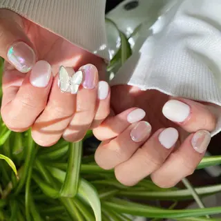 ネイル crystal ⭐︎ colorのネイルデザイン