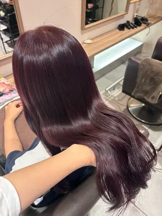 ロング ｶﾉ / 艶カラー/レイヤーのヘアスタイル