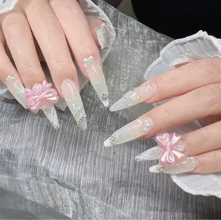ネイル Lee Nailsのネイルデザイン