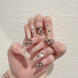 ネイル D-BEAUTY Nailsalonのネイルデザイン