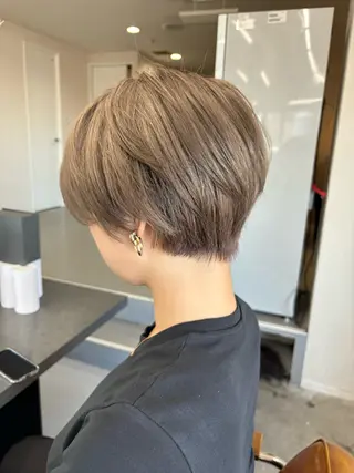 ショート カラー nico 麻生 やまざきれいのヘアスタイル