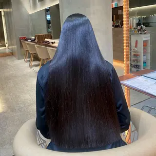 ロング 🦋美髪矯正、髪質 改善のプロ🦋アオイのヘアスタイル