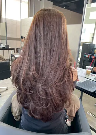 ロング カラー 𝗮𝘆𝘂𝗺𝗶 ハイトーン🎀のヘアスタイル