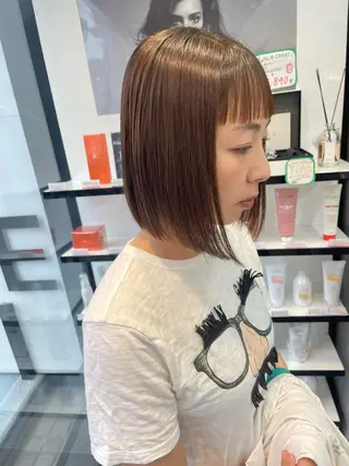 ショート カラー パーマ 青髪特化🩵 ダブルカラーのヘアスタイル