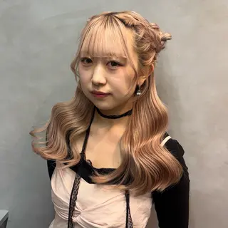 ロング ヘアアレンジ Azu / ピンク カラー🎀/アレンジのヘアスタイル