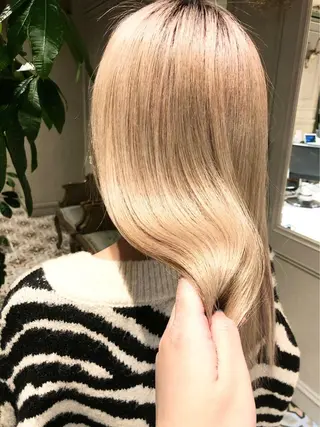 ロング カラー TaNa. 笑南(えみな)のヘアスタイル