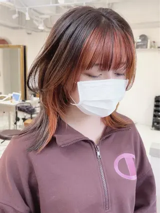 セミロング 艶カラー／ 夢叶のヘアスタイル