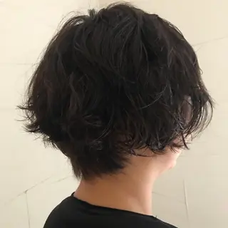ショート パーマ にった みずきのヘアスタイル