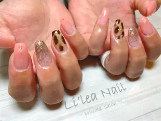 ネイル Li'leaNail AINAのネイルデザイン