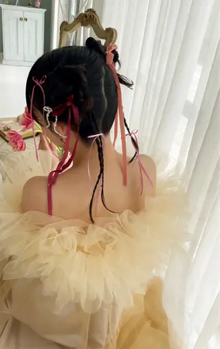 ヘアアレンジ WHITE EYE 浦添所属・ヘアメイク acoのヘアスタイル