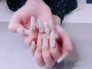 ネイル 美爪パラジェル導入店 Sunnilyのネイルデザイン