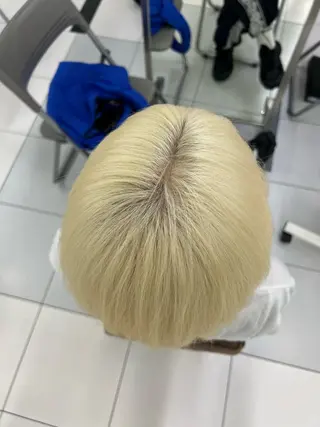 ショート カラー 似合わせ/ブリーチ カラー.岡田友仁のヘアスタイル