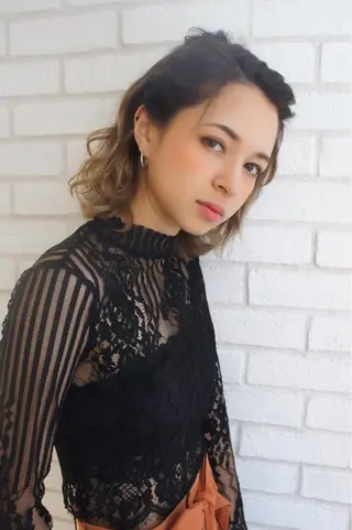 ショート ヘアアレンジ 小島 侑衣のヘアスタイル