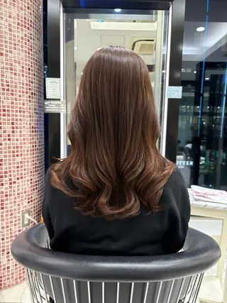 ミディアム パーマ 韓国っぽ透け感カラー マンツーマン🫧なおのヘアスタイル